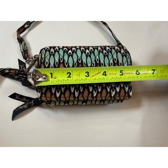 Vera Bradley Crossbody Wallet Sierra Stream Pattern Quilted Fabric, Retired - Picture 5 of 6